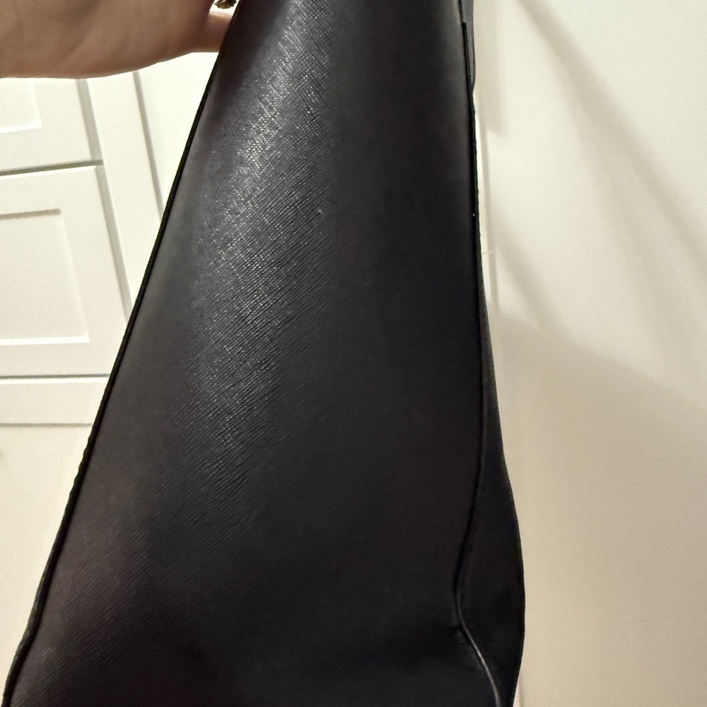 Tory Burch Black Robinson Tote Bag with Gold Accents - Picture 5 of 16